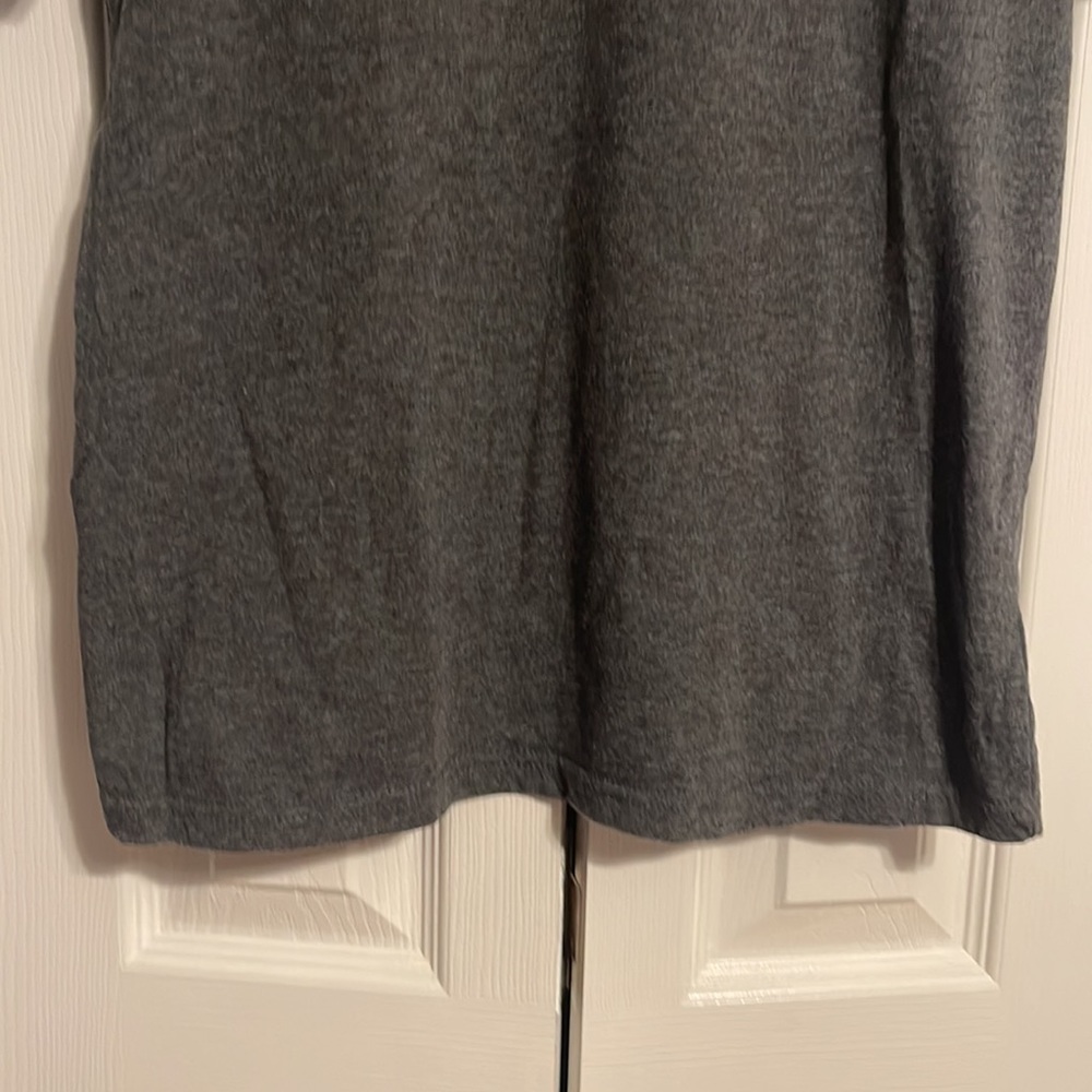 Champion short sleeve grey shirt size kids large NWOT - Picture 5 of 8